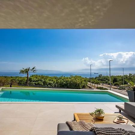 Ameli With Swimming Pool Apartman